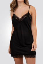 כותונת סאטן בשילוב תחרה + תחתון בצבע שחור - MASHBIR//365