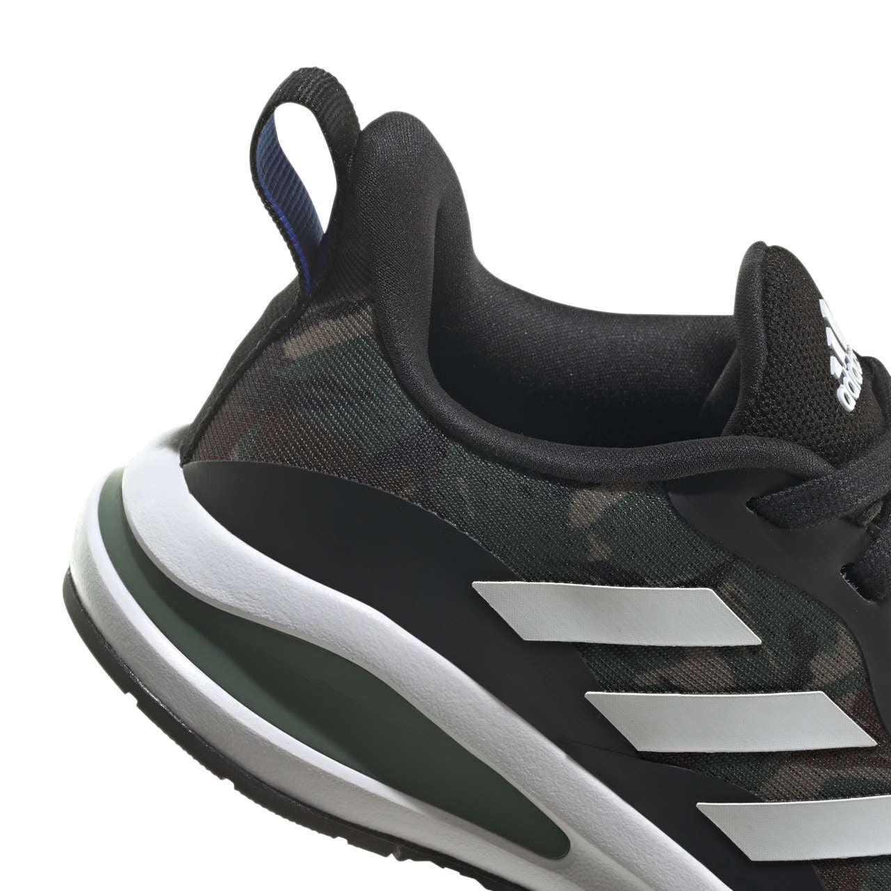 נעלי ספורט FortaRun K בצבע שחור וצבאי - MASHBIR//365