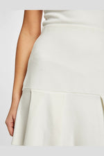 MORGAN - חצאית קצרה עם קפלים בצבע לבן - MASHBIR//365