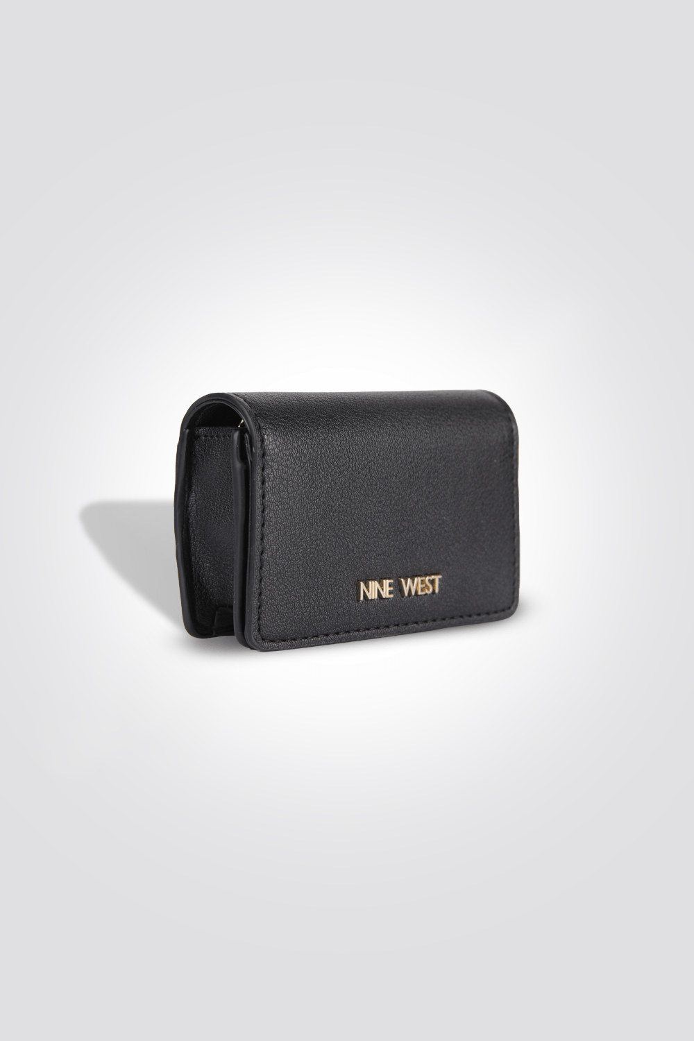 NINE WEST - ארנק עם שרשרת בצבע שחור - MASHBIR//365