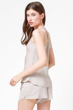 KENNETH COLE - בייבי דול סאטן בז' - MASHBIR//365