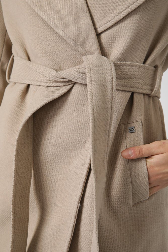מעיל כאמל אלגנטי עם חגורה | קנת קול