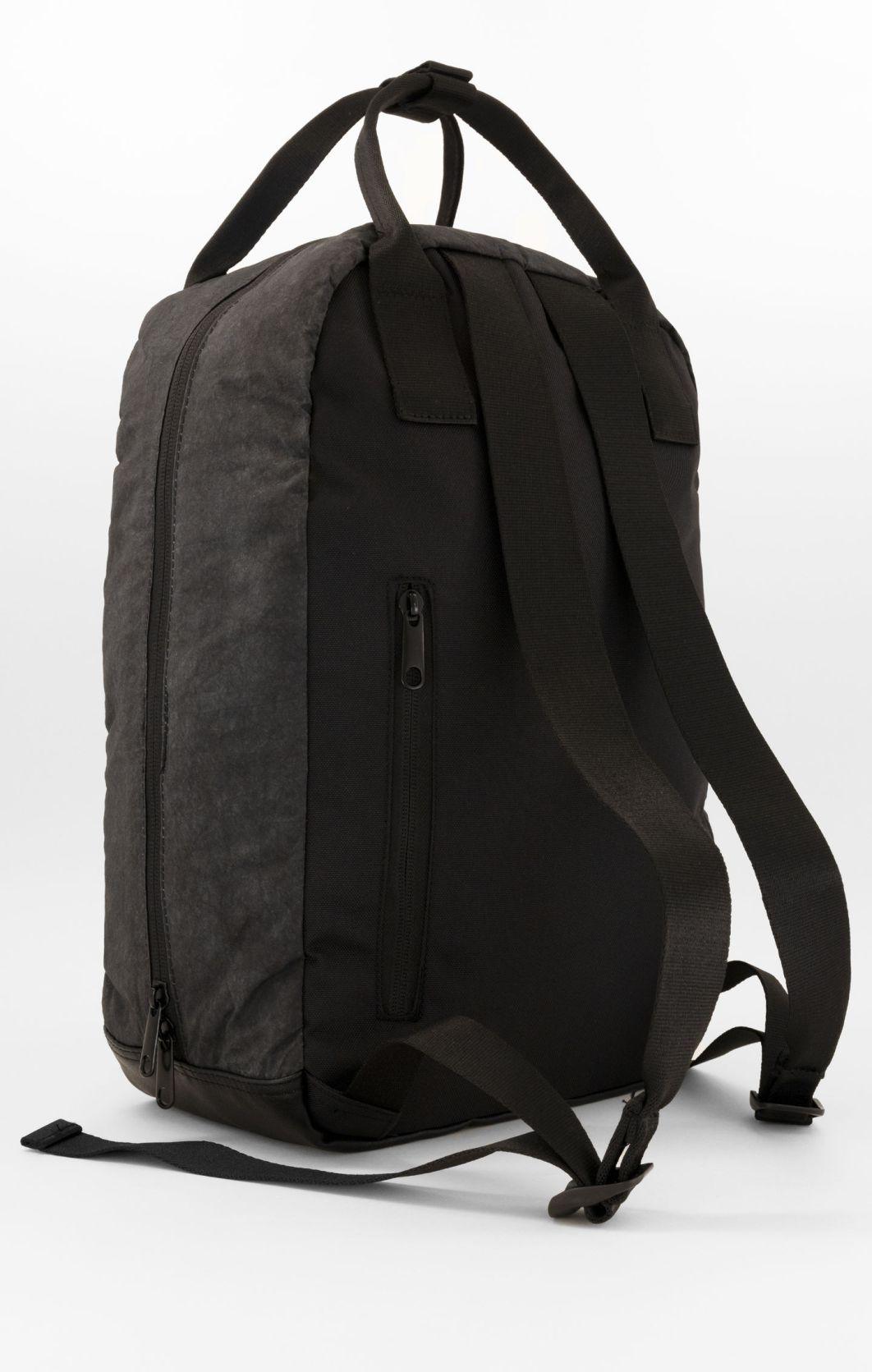 תיק גב בצבע שחור - MASHBIR//365