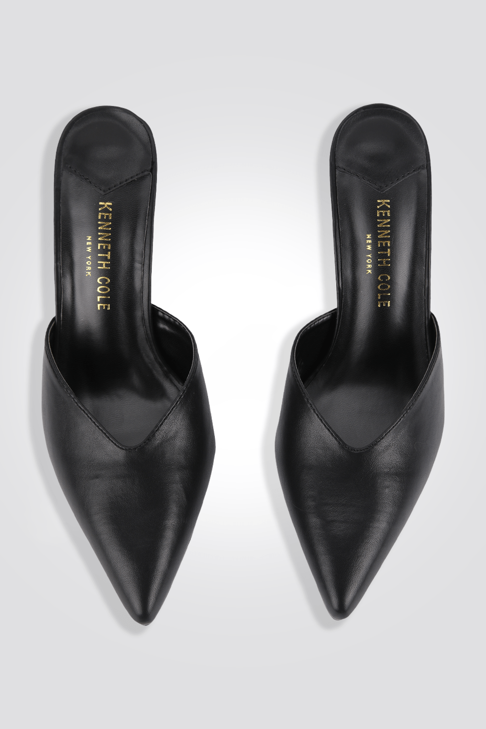 KENNETH COLE - כפכף עקב 8 ס"מ בצבע שחור - MASHBIR//365