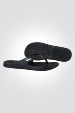 PUMA - כפכפי אצבע לגבר Aqua Flip בצבע שחור - MASHBIR//365