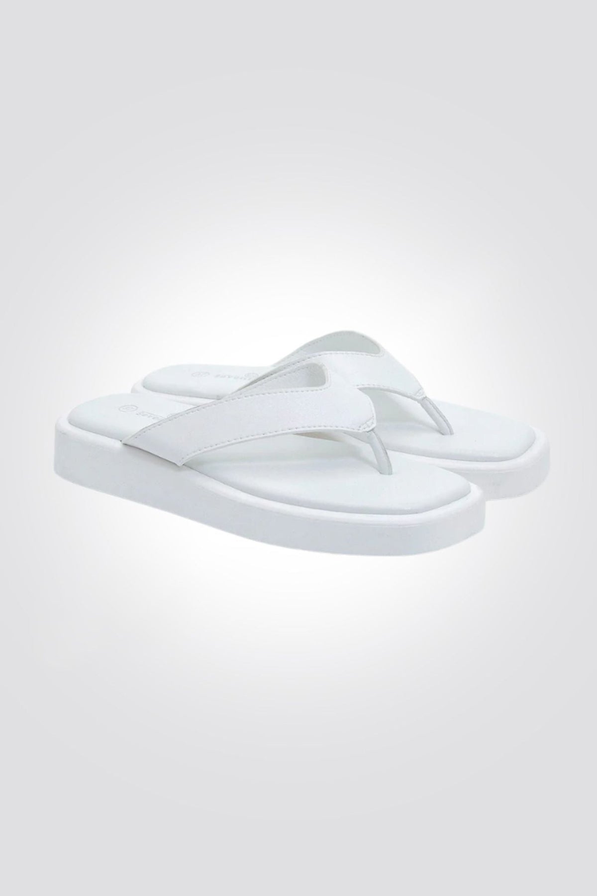 SEVENTYNINE - כפכפי אצבע מאדי בצבע לבן - MASHBIR//365