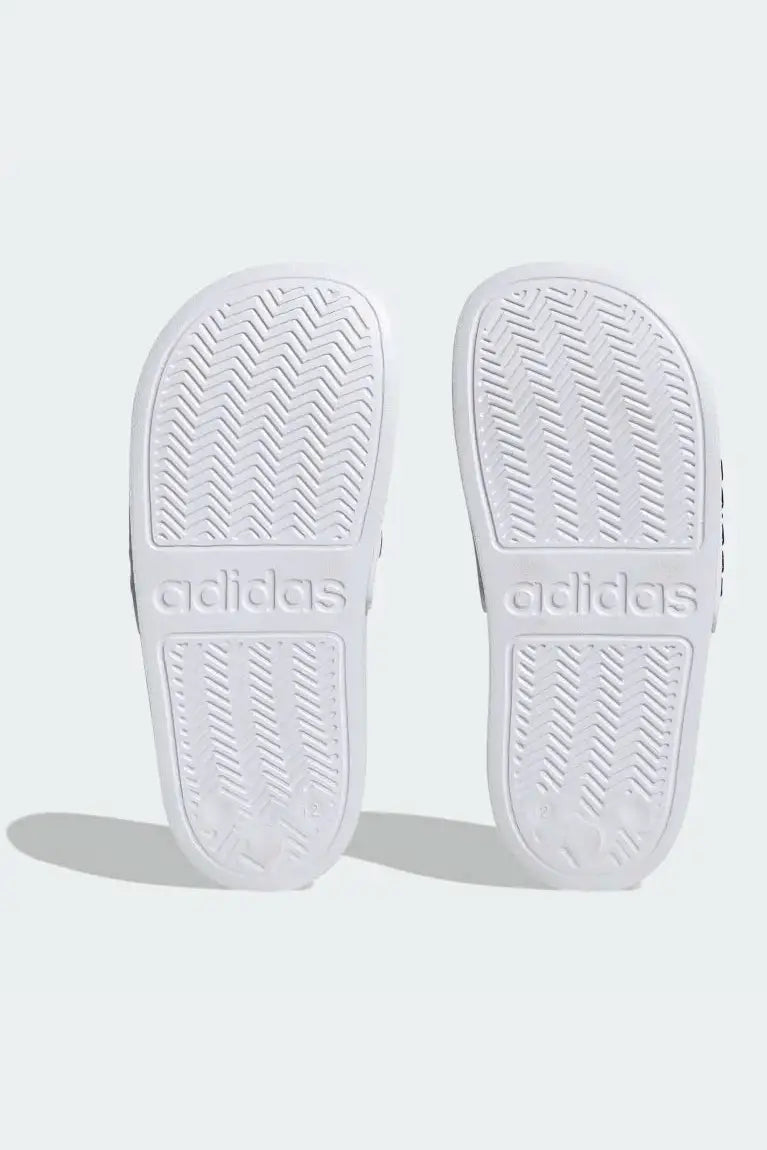 ADIDAS - כפכפי סלייד לנוער ADILETTE SHOWER K בצבע לבן - MASHBIR//365