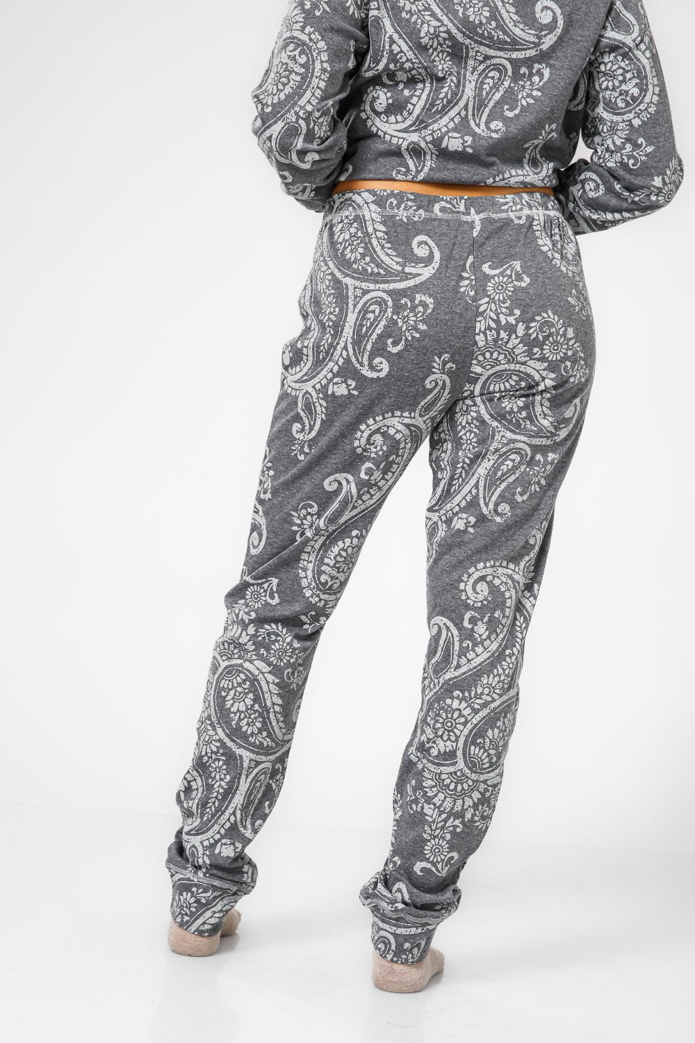 BONITA DE MAS - פיג'מה פייזלי אינטרלוק - MASHBIR//365