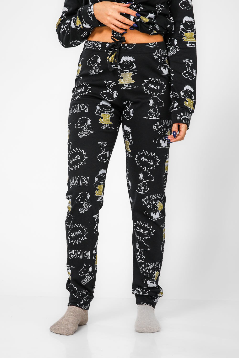 BONITA DE MAS - פיג'מה סנופי קומיקס אינטרלוק בצבע שחור - MASHBIR//365