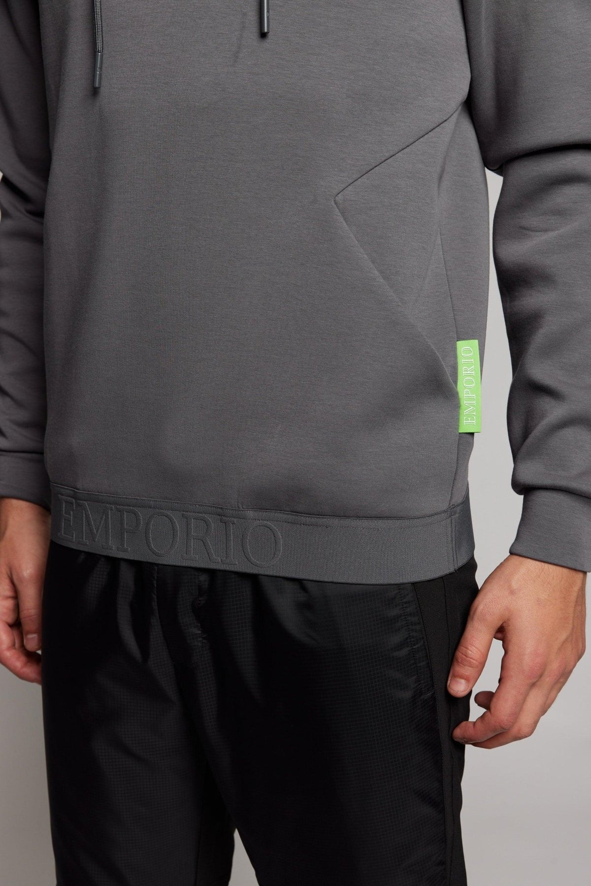 EMPORIO VALENTINI - פוטר קפוצ'ון בצבע אפור עם לוגו - MASHBIR//365