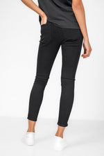 LEVI'S - ג'ינס 720 HIRISE SUPER בצבע שחור - MASHBIR//365