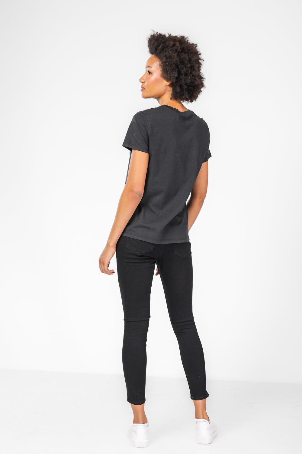 LEVI'S - ג'ינס 720 HIRISE SUPER בצבע שחור - MASHBIR//365