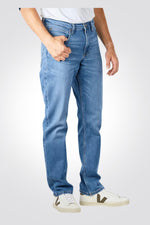 LEE - ג'ינס BROOKLYN STRAIGHT בגזרה ישרה - MASHBIR//365