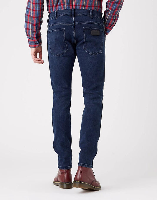 WRANGLER - ג'ינס BRYSON קלאסי בצבע כחול - MASHBIR//365
