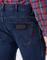 WRANGLER - ג'ינס BRYSON קלאסי בצבע כחול - MASHBIR//365