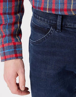 WRANGLER - ג'ינס BRYSON קלאסי בצבע כחול - MASHBIR//365