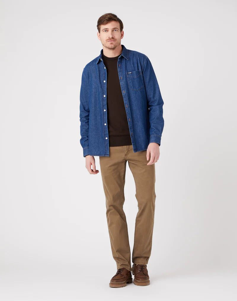 WRANGLER - ג'ינס GREENSBORO בצבע קאמל - MASHBIR//365