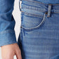 WRANGLER - ג'ינס GREENSBORO סטרץ' בצבע כחול - MASHBIR//365 - 4