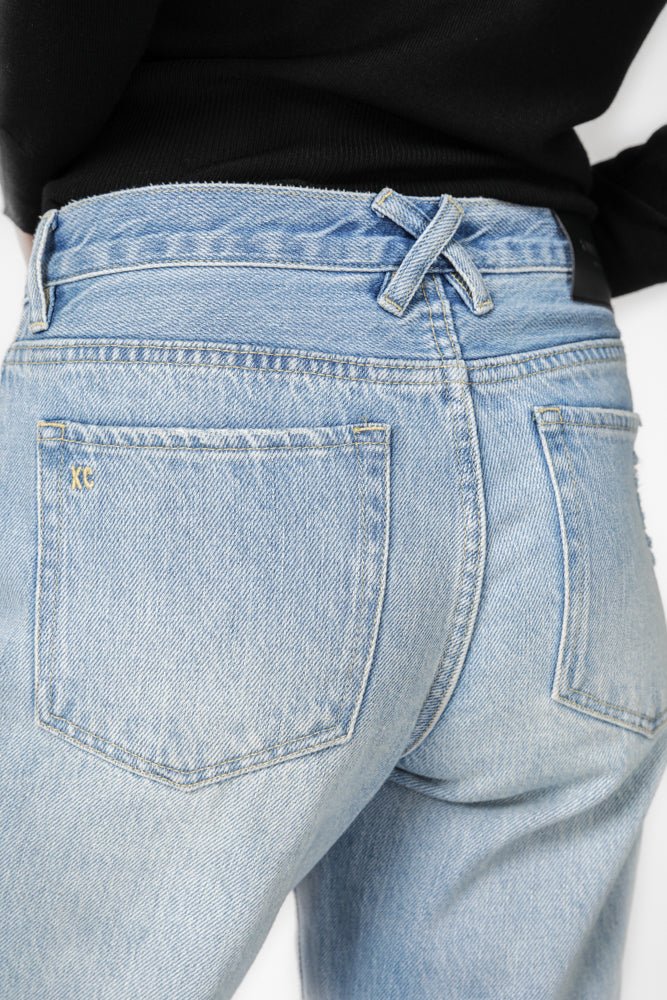 KENNETH COLE - ג'ינס ישר לנשים בצבע כחול בהיר - MASHBIR//365