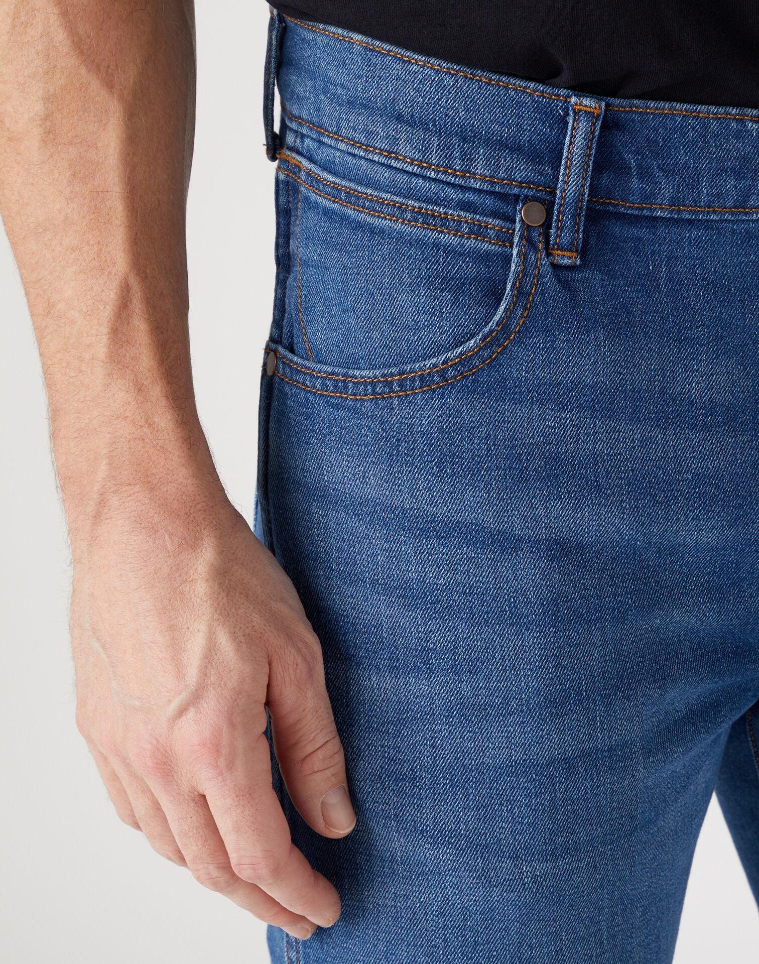 WRANGLER - ג'ינס LARSTON בצבע כחול - MASHBIR//365