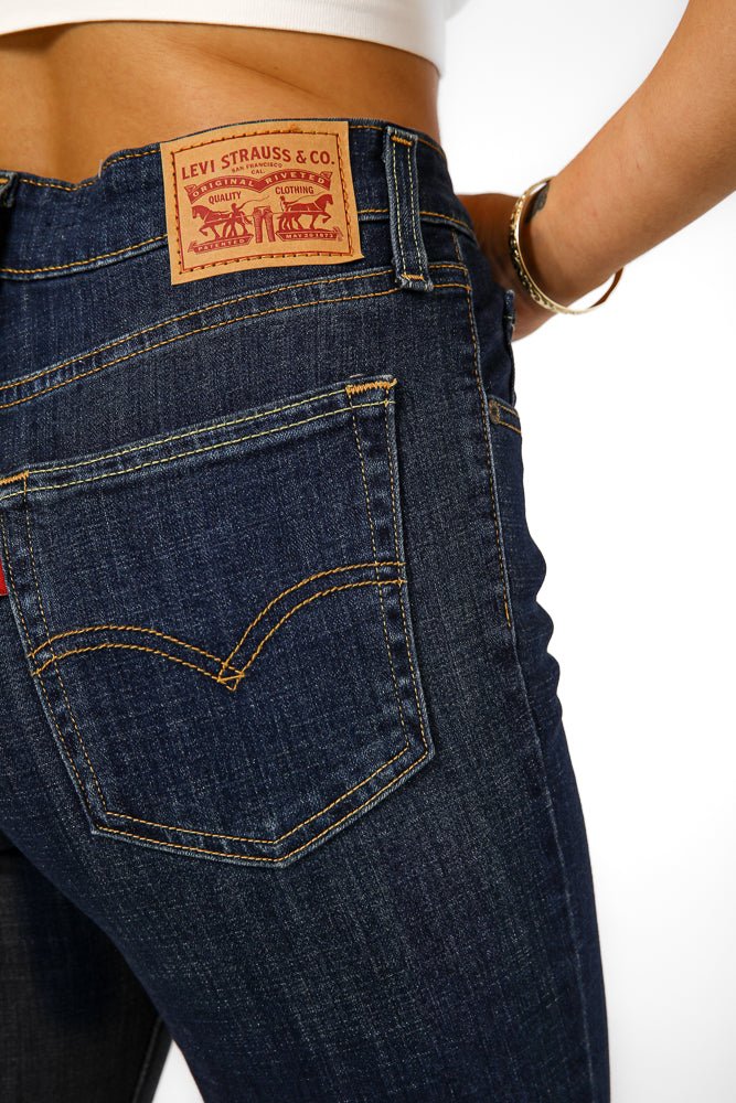 LEVI'S - ג'ינס לנשים DARK INDIGO-721 HIGH RISE בצבע כחול - MASHBIR//365