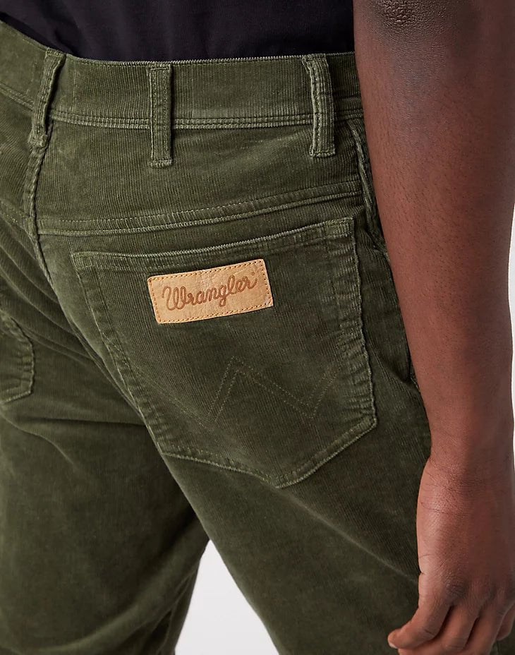 WRANGLER - ג'ינס TEXAS SLIM בצבע חאקי - MASHBIR//365