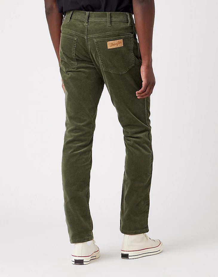 WRANGLER - ג'ינס TEXAS SLIM בצבע חאקי - MASHBIR//365