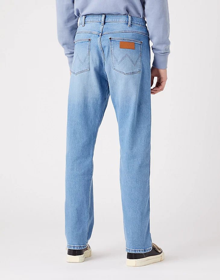 WRANGLER - ג'ינס THIS TIME צבע כחול - MASHBIR//365