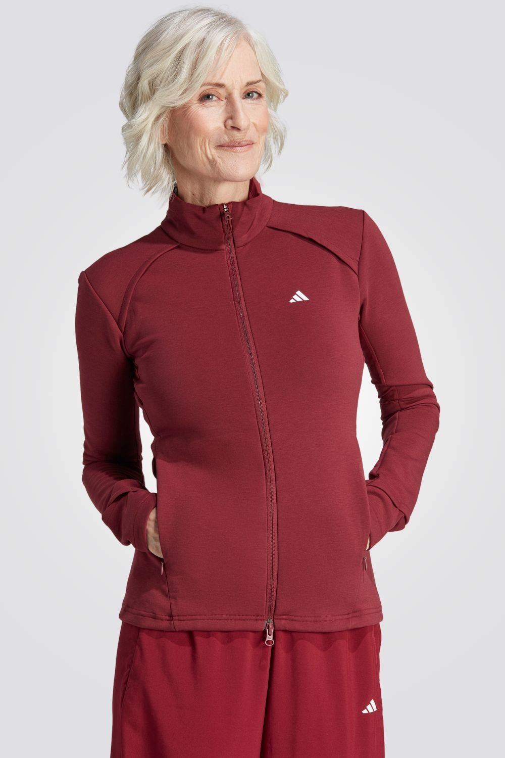 ADIDAS - ג'קט אימון לנשים TRAINING COVER UP בצבע אדום - MASHBIR//365