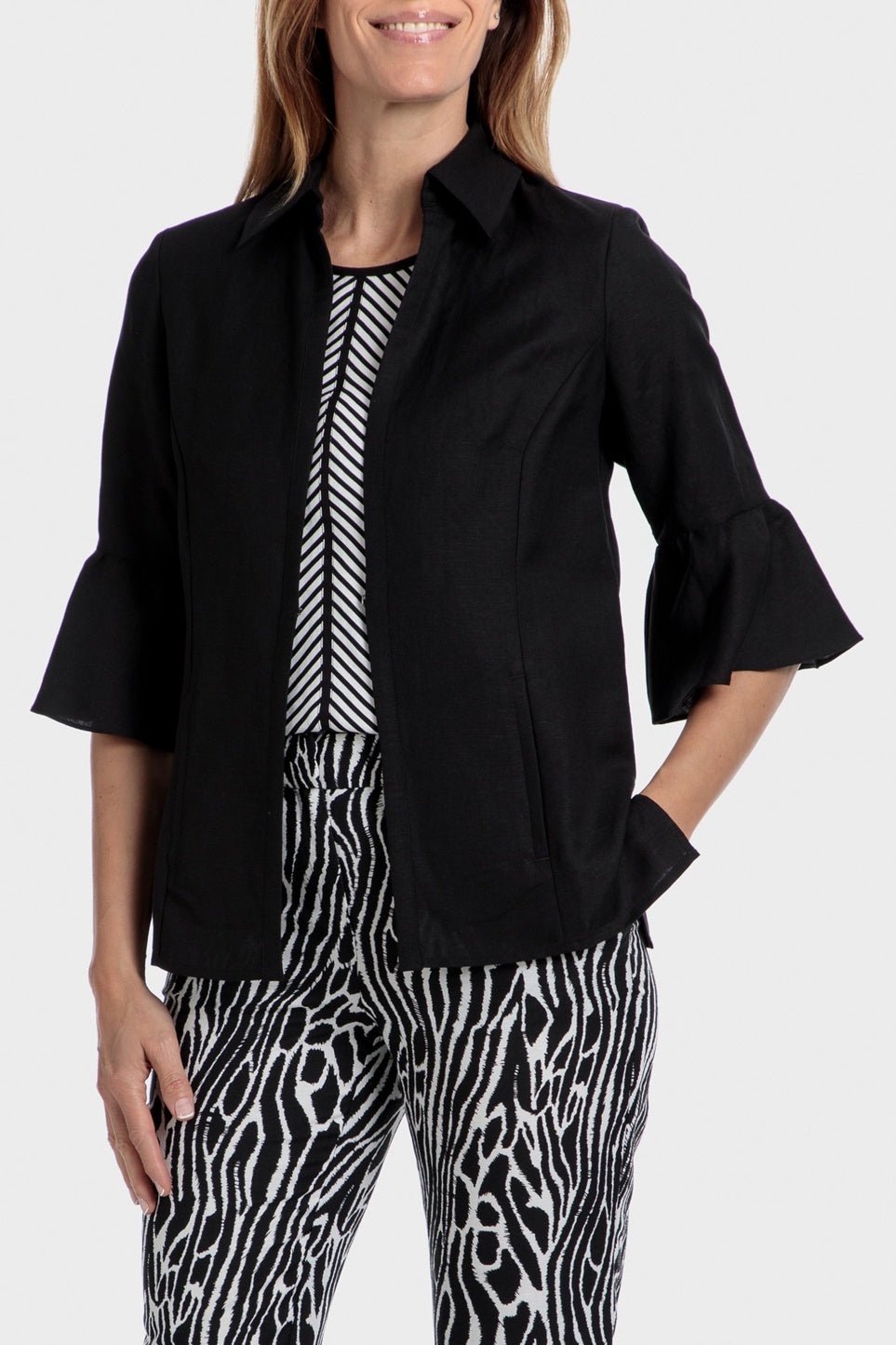 PUNT ROMA - ג'קט אלגנט עם שרוולי 3/4 בצבע שחור - MASHBIR//365