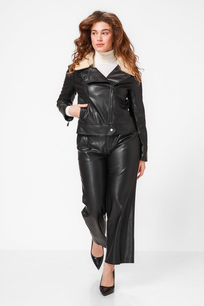 KENNETH COLE - ג'קט בייקר שחור עם פרווה בצבע בז - MASHBIR//365