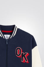 OKAIDI - ג'קט ילדים בסגנון קולג' כחול עם שרוולים לבנים - MASHBIR//365