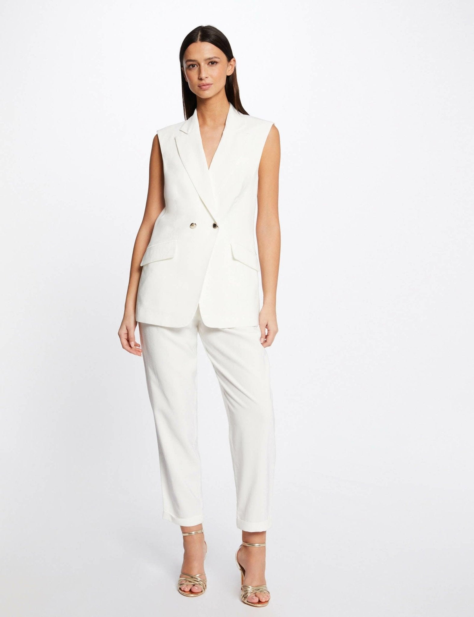 MORGAN - ג'קט ללא שרוולים בצבע לבן - MASHBIR//365