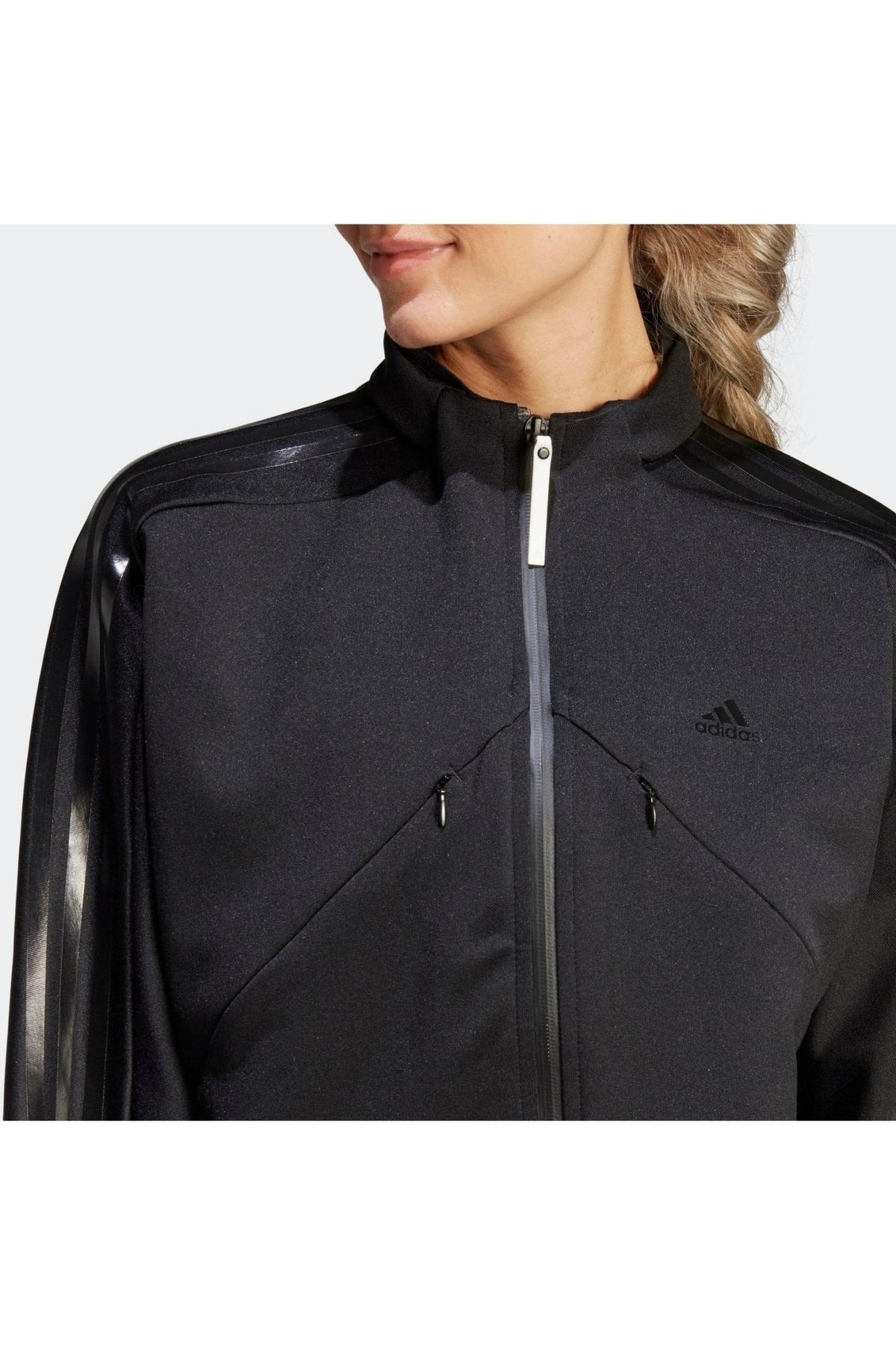 ADIDAS - ג'קט TIRO לנשים בצבע שחור - MASHBIR//365