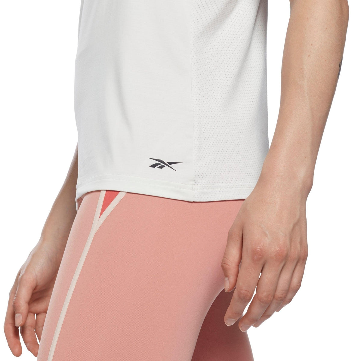REEBOK - גופייה ATHLETIC TANK בצבע לבן - MASHBIR//365