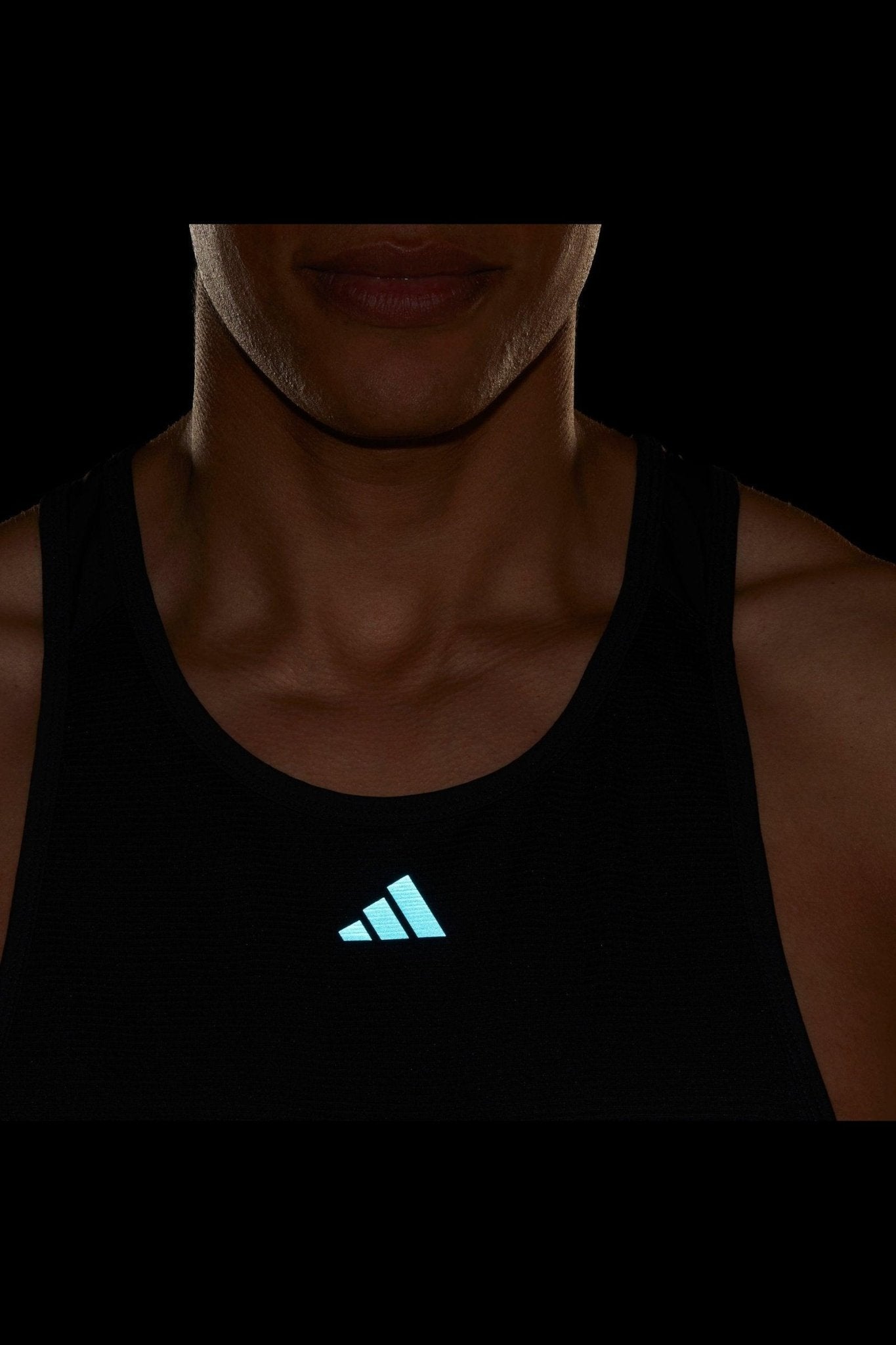 ADIDAS - גופייה לגבר HEAT.RDY HIIT בצבע שחור - MASHBIR//365