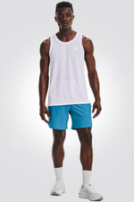 UNDER ARMOUR - גופייה לגבר Streaker Singlet בצבע לבן - MASHBIR//365