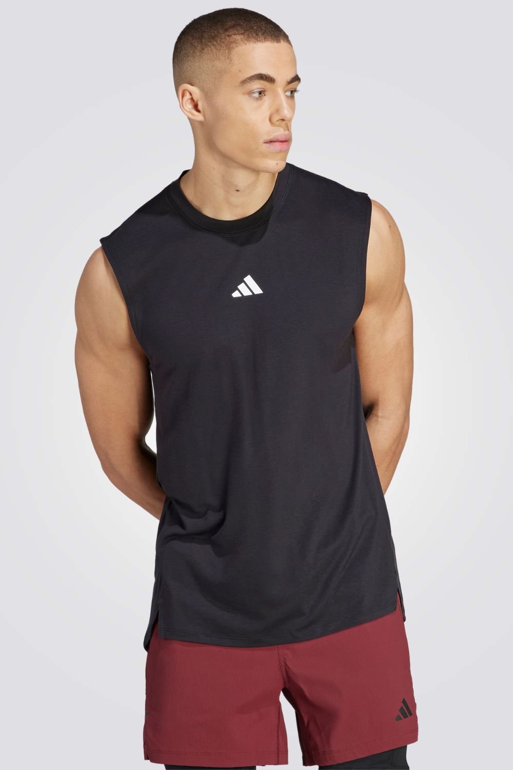 ADIDAS - גופייה לגברים POWER WORKOUT בצבע שחור - MASHBIR//365