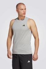 ADIDAS - גופיית אימון לגברים Essentials Feelready בצבע אפור - MASHBIR//365