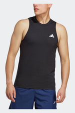 ADIDAS - גופיית אימון לגברים ESSENTIALS FEELREADY בצבע שחור - MASHBIR//365