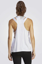 ADIDAS - גופיית אימון לנשים בצבע לבן - MASHBIR//365