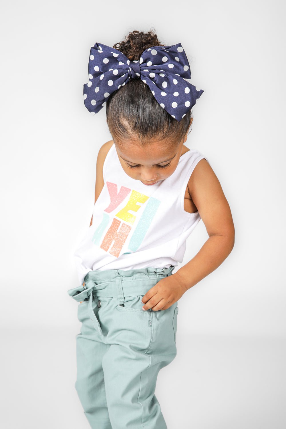 OKAIDI - גופיית הדפס בצבע לבן לילדות - MASHBIR//365