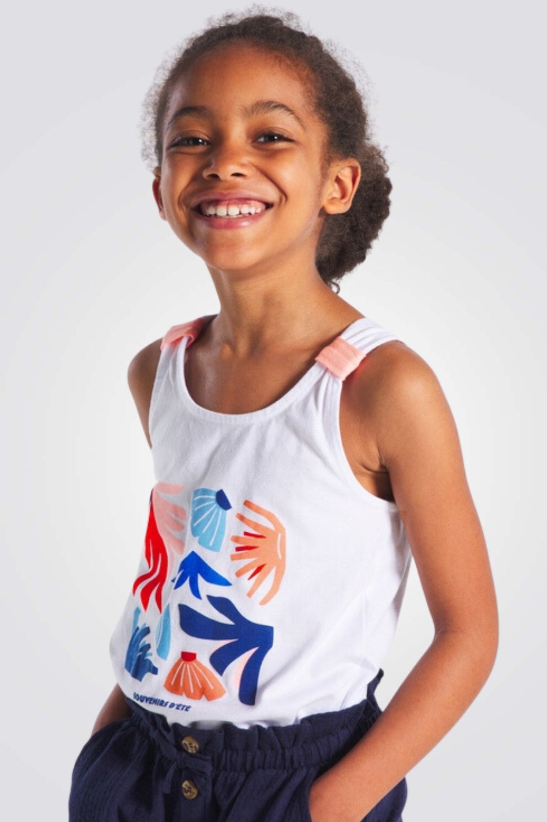 OKAIDI - גופיית הדפס בצבע לבן לילדות - MASHBIR//365