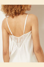 ETAM - גופיית משי בשילוב תחרה NARCISSE בצבע לבן - MASHBIR//365