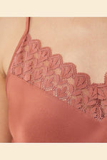 ETAM - גופיית סאטן JADE אפרסק - MASHBIR//365