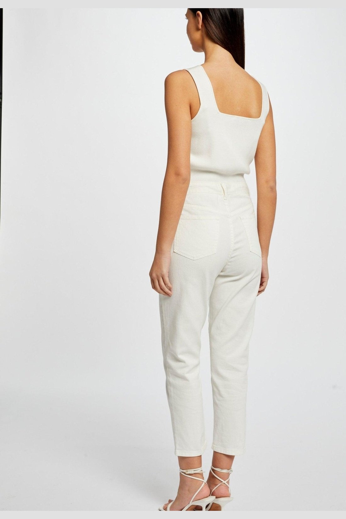 MORGAN - גופיית סריג בצבע OFF WHITE - MASHBIR//365