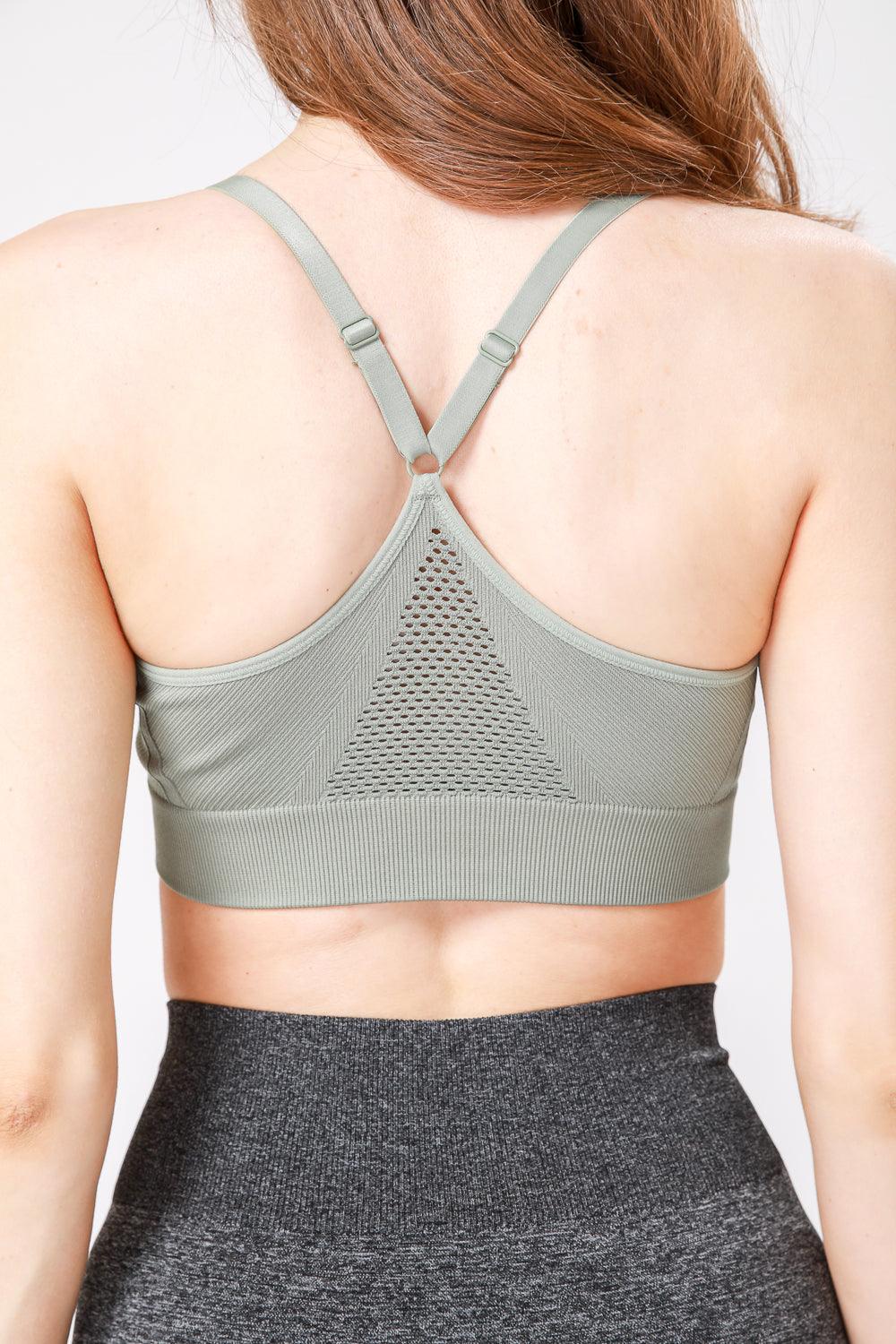 KENNETH COLE - גוזיית ספורט מחשוף עגול חאקי - MASHBIR//365