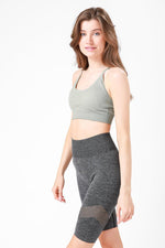 KENNETH COLE - גוזיית ספורט מחשוף עגול חאקי - MASHBIR//365