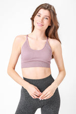 KENNETH COLE - גוזיית ספורט מחשוף עגול סגול - MASHBIR//365