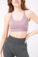 KENNETH COLE - גוזיית ספורט מחשוף עגול סגול - MASHBIR//365